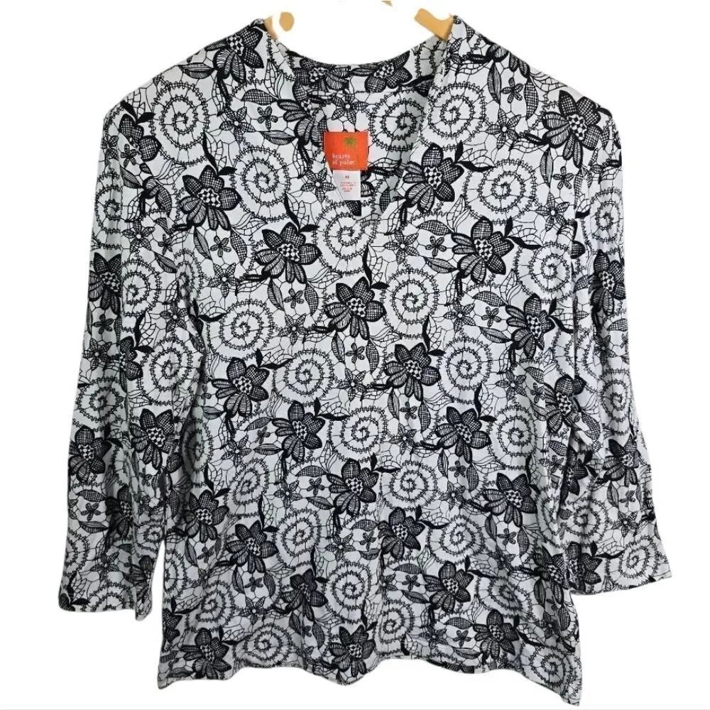 Hearts of Palm Monochrome Floral Blouse